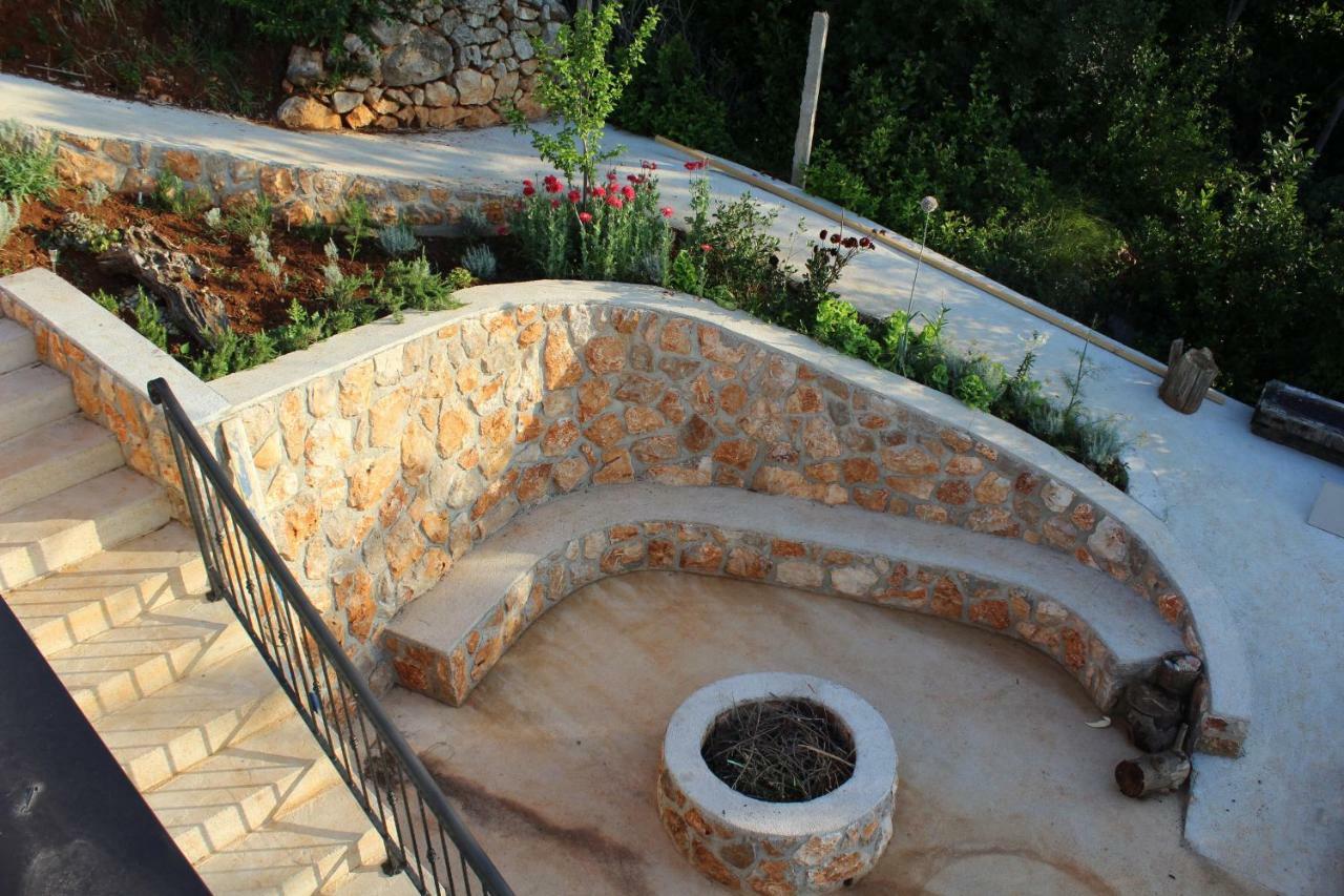 Vila Mary'S Garden Tulisevica Exteriér fotografie